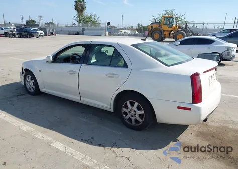 2005 Cadillac Sts V6 z USA, uszkodzony, nr VIN 1G6DW677650177667
